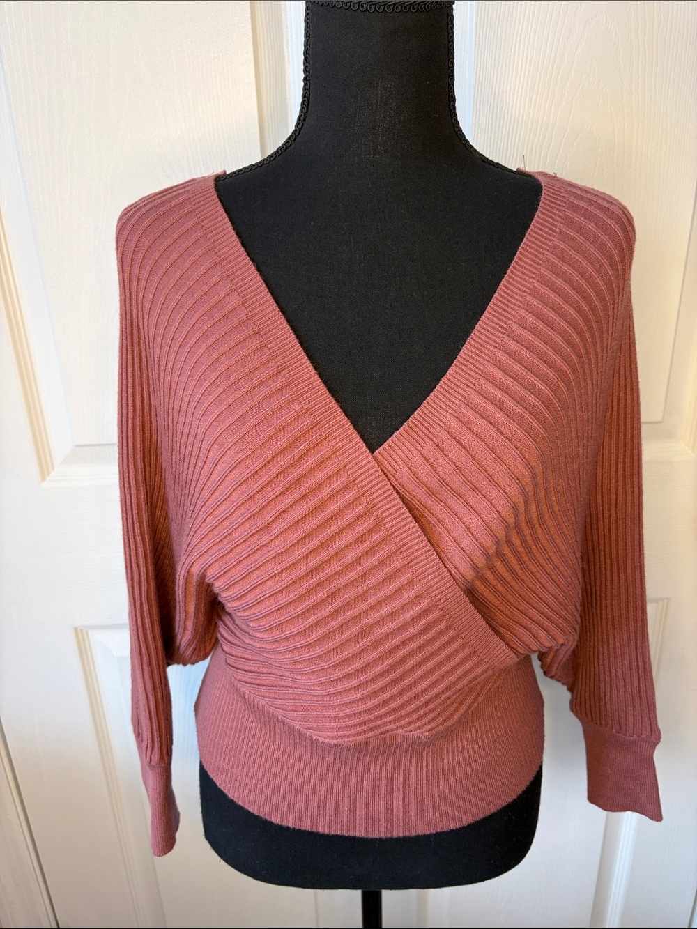 Immodel Ribbed V-Neck Wrap Sweater in Dusty Rose size Medium